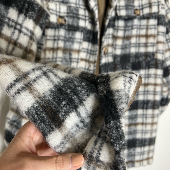 Flannel Shacket - Picture 4 of 7